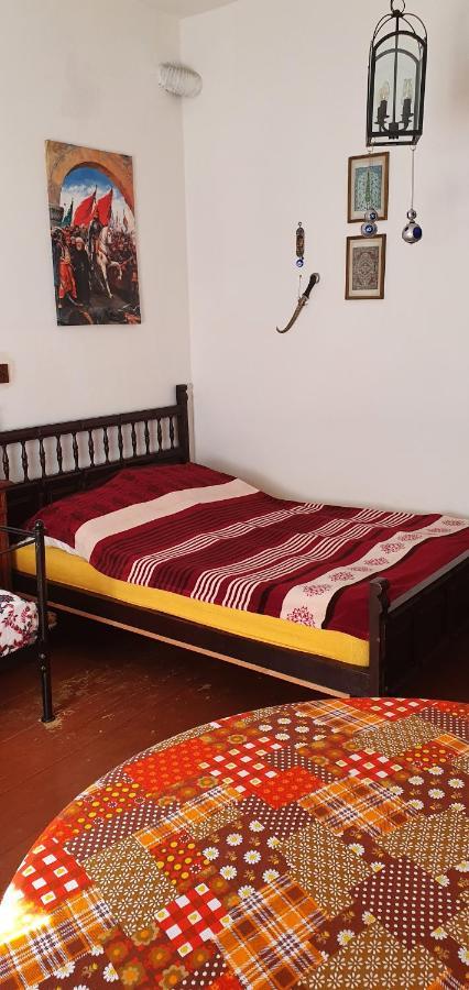 Dom Pod Orlimi Skalami - Blisko Zamku Czocha Apartment Лесна Екстериор снимка